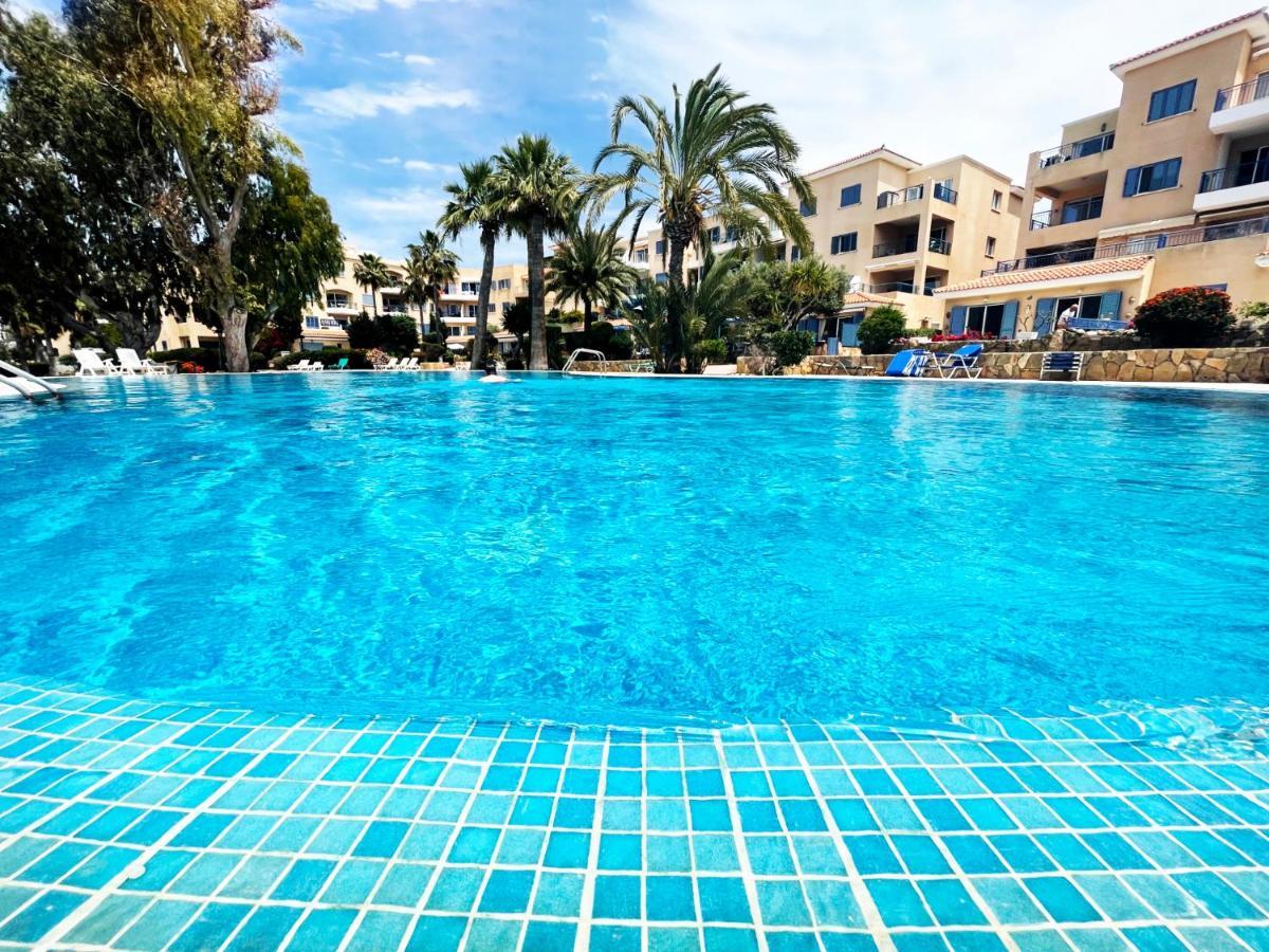 Direct Sea View & Quality Bed - Kings Palace 1 Bed Paphos Luaran gambar